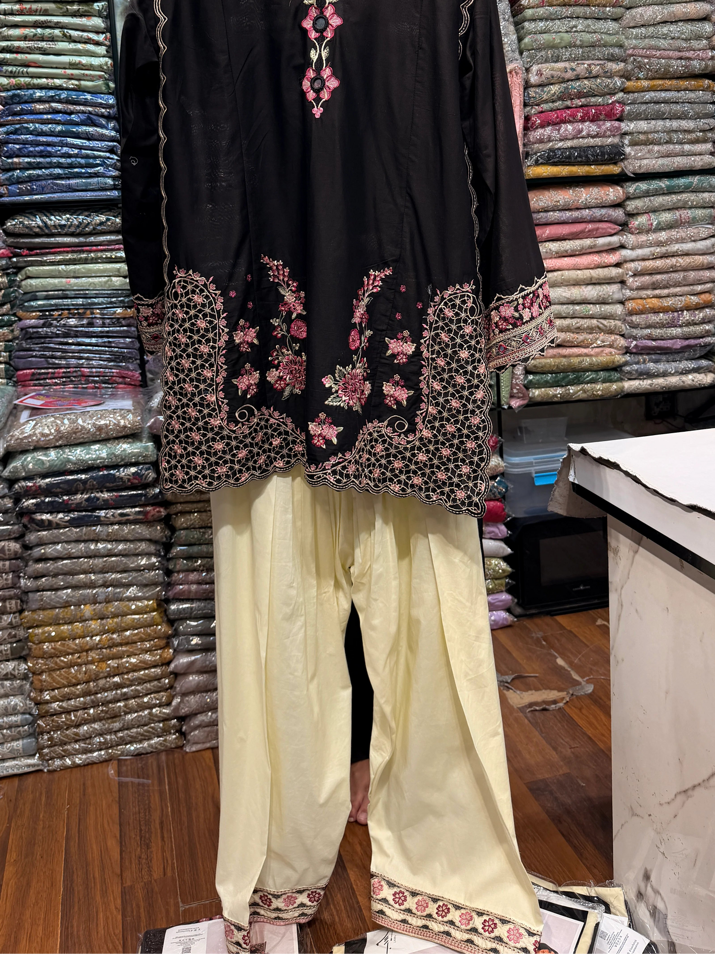 ETHNC KURTA SET 2PC JET BLACK