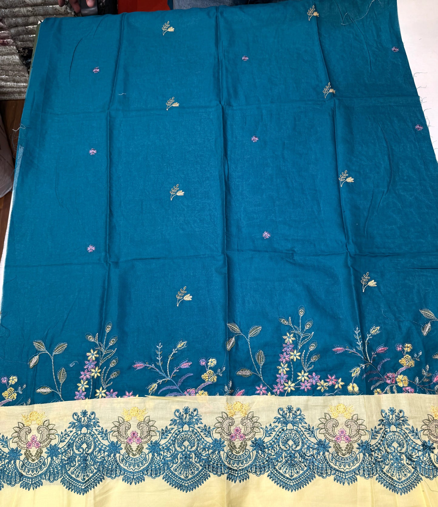 HUSSAIN REHAR LAWN AZRAQ