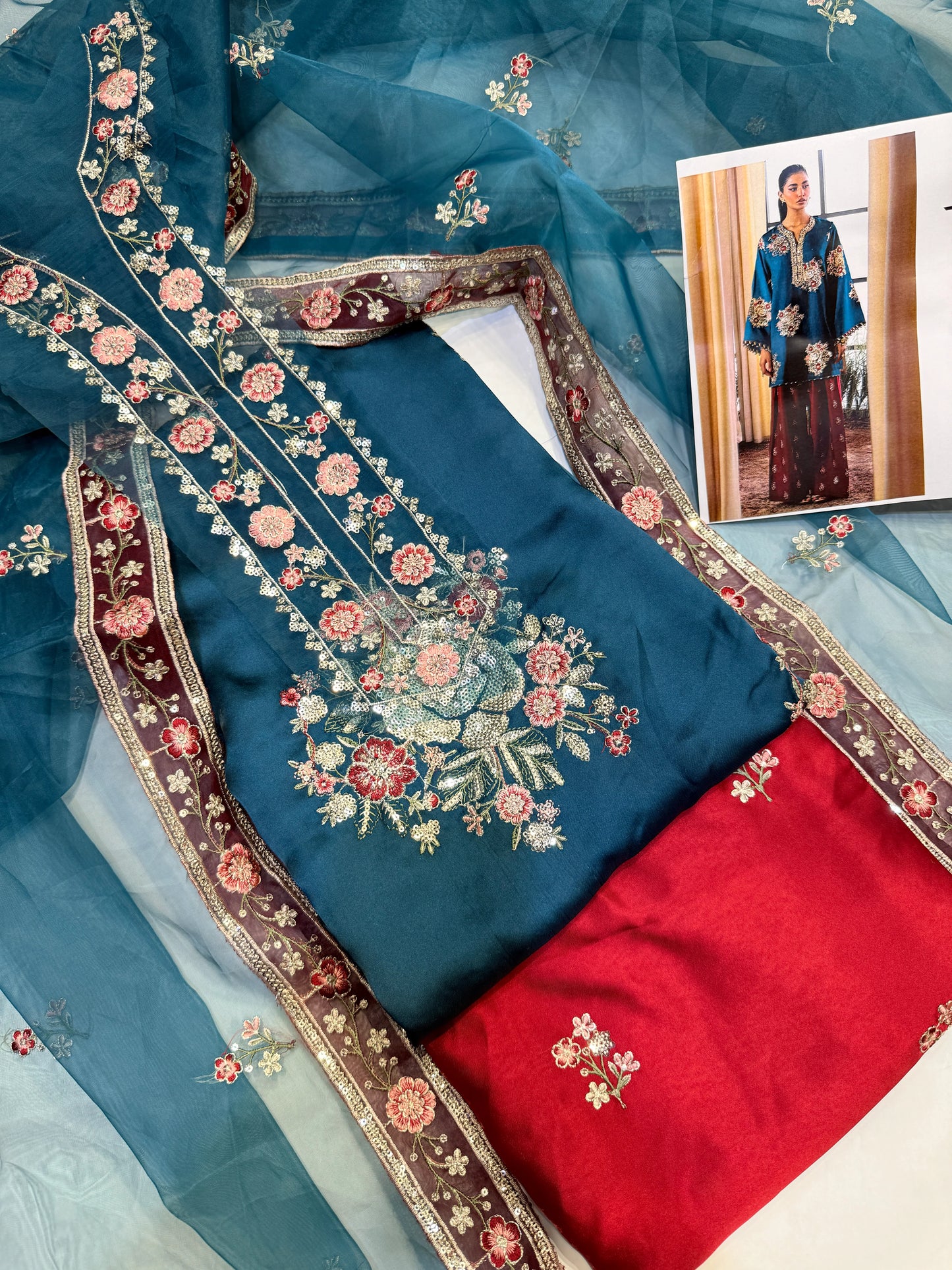 ETHNC SILK EMB ZINK